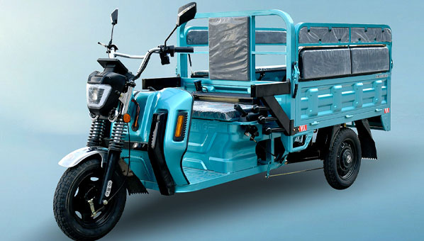 Innovation-driven development has become a new force in the manufacturing of exterior molds for three-wheeled and four-wheeled vehicles